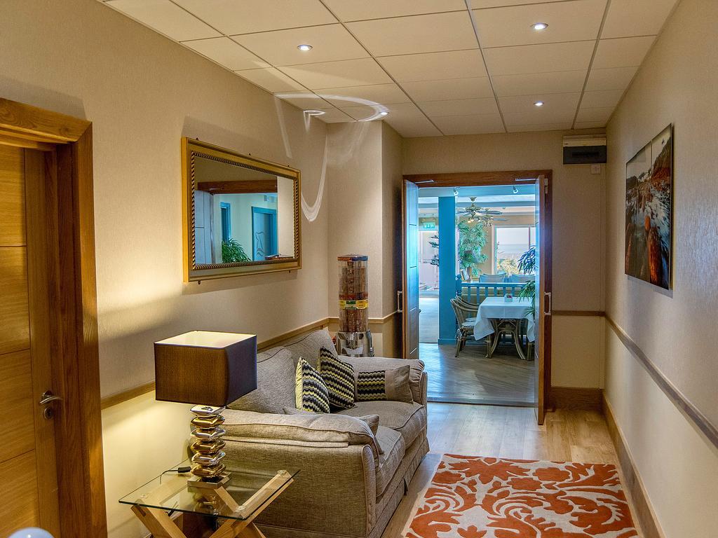 Biarritz Hotel St. Brelade Eksteriør billede
