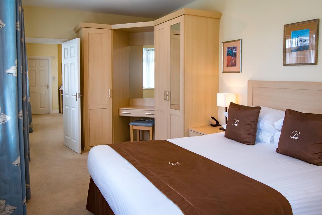 Biarritz Hotel St. Brelade Eksteriør billede